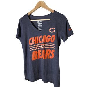 CHICAGO BEARS + NIKE Women's NFL Gray V-Neck Fitted Active Sporty T-Shirt SZ M